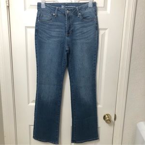 No Boundaries Bootcut Blue Denim Jeans Mid Rise 32x31 Women/Juniors Size 13 NWT